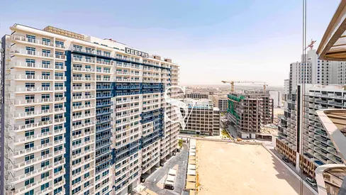 Spacious 1BR + Storage| Fully Furnished