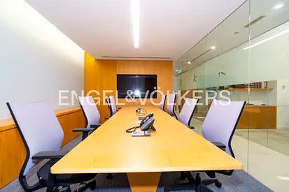 Grade A Lux Fitted | Lake View | Plug & Play