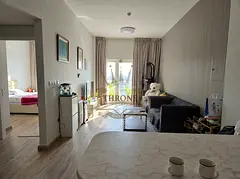 1BR | PODIUM LEVEL | FULLY FURNISHED | NEAR METRO