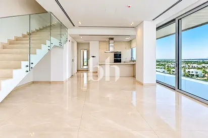 Duplex | Vacant | High Floor | Rare to Market