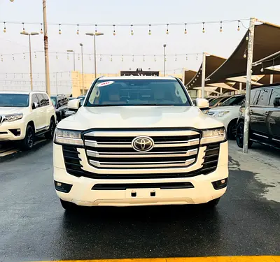 Toyota Land Cruiser GXR TWIN TURBO 2023 GCC Specs