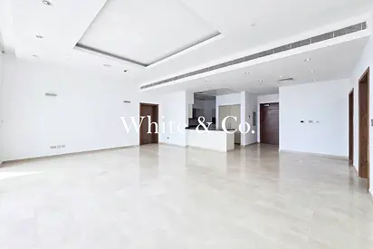 Vacant October | Spacious | Beach Access