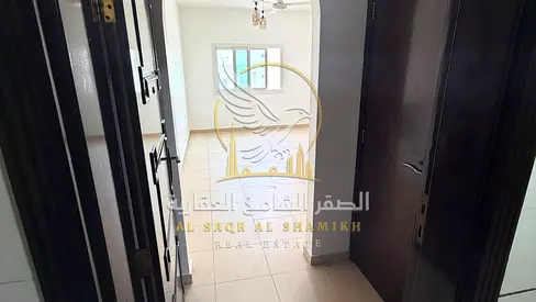 شقة غرفة وصالة بدون تأمين للإيجار السنوي في القليعة بمساحة واسعة تشطيب حديث حمامين متكاملين إطلالة مفتوحة مطبخ عصري تكييف مركزي غاز مركزي