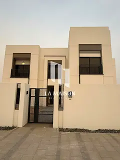 Single Row | 6BR+Maid| Direct Park Access | Vacant