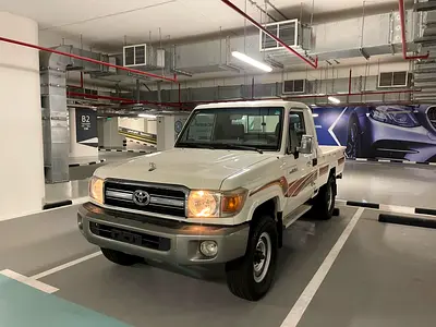 صورة مصغرة 15 لـ 2010 Toyota LAND CRUISER 70 SERIES