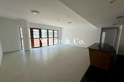 SPACIOUS APARTMENT | BRIGHT | LOW FLOOR