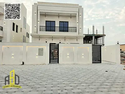 Villa for sale in a very prime location with a large setback, including registration and ownership fees, close to all services and public facilities.