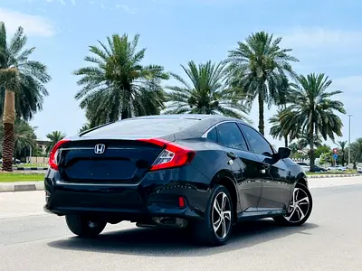 2016 Honda CIVIC — фото 8