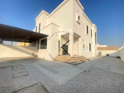 Luxury Villa 4 bedroom + All master bedroom + prime location in All Hoshi + This is good offer deal