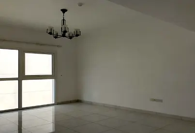 Spacious 2BR | Prime Jumeirah First Location