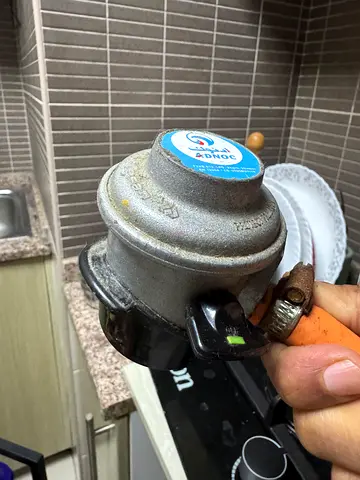Used LPG Gas Regulator with Hose Connector - Working Condition