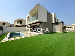 Private Pool | Park Access | Landscape | Greenbelt