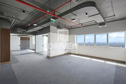 Ready to Move in | Great Views | Near Metro | SZR