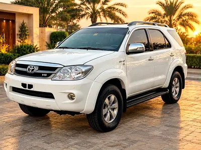 2008 Toyota FORTUNER — фото 2
