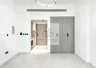 Modern Studio | Top Floor | Burj Al Arab View