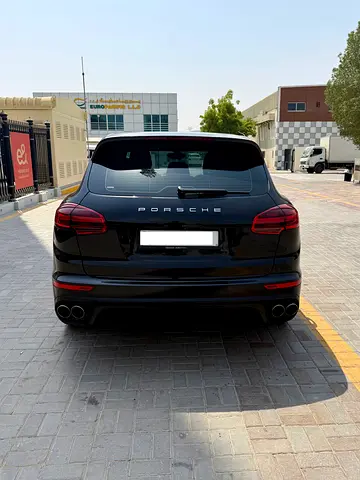 صورة 6 لـ 2015 Porsche CAYENNE