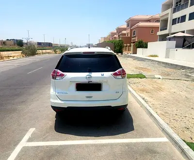 2015 Nissan X-TRAIL photo 5