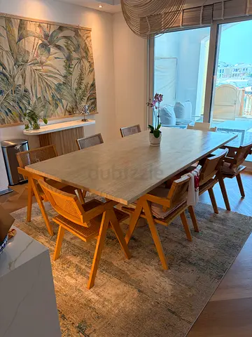 Dining table and 7 chairs