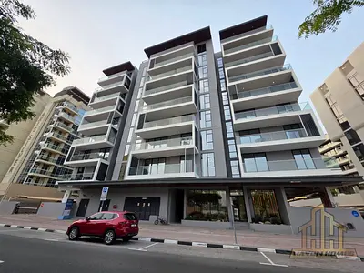 FreeHold | Modern Architecture | UnObstructed View