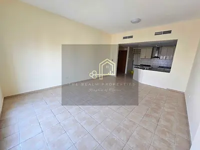 GREAT DEAL MASSIVE 2BR WITH BALCONY IN CBD