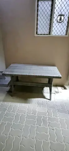 Used sturdy metal workbench/table