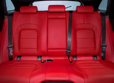 صورة مصغرة 13 لـ 2025 Jaguar F-PACE