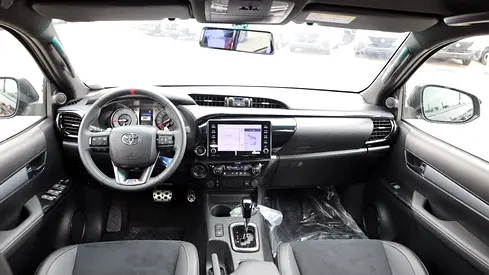 2026 Toyota HILUX — миниатюра 16