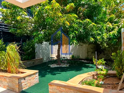 4-BHK Villa II Prime Location II Vacant - Double Row