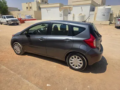 صورة 5 لـ 2016 Nissan VERSA