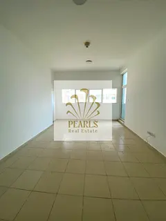 1 master BHK: huge hall, fitted kitchen, 2 baths, pool, gym, free parking & maintenance, near transi
