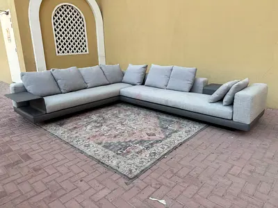 Luxurious Italian Minotti Italian Corner __ Shape Sofa Like brand new Condition