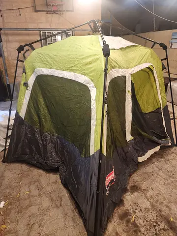 Coleman tent 4 person