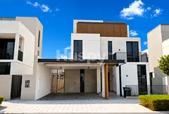 Vacant | Opposite Pool | Landscaped