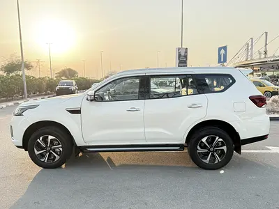 Nissan Xterra Platinum 2023 GCC Specs-agency fee service history under warranty available
