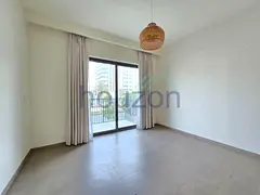 Spacious 1BR | Direct Access To Park | Vacant