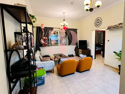 FURNISHED l DECENT LAYOUT l VACANT ON 1ST OCT