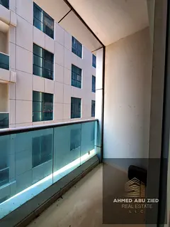 1BR Apartment for Annual Rent in City Tower, Master Bedroom, 2 Bathrooms, Balcony, Open View and Pra