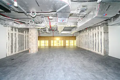 SHELL & CORE OFFICE | 2 PARKING SPACES | SZR