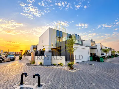 Fully Furnished Villa / Outstanding Condition /Corner One