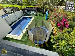 Furnished corner villa (6,400 sq. ft.) featuring 4 master bedrooms, a swimming pool, and a garden; i