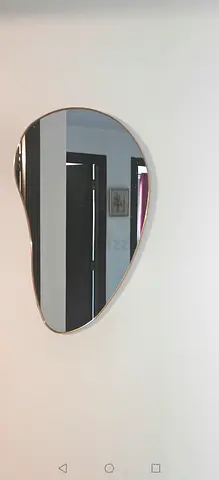 wall mirror