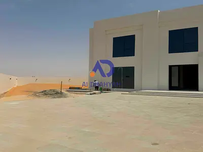 فيلا جديدة فاخره بمساحة كبيره في روضة القرط