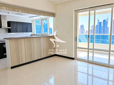 Amazing Views - Higher Floor - 2 Parking's