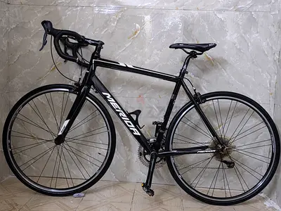 Road bike Merida