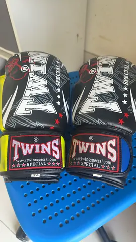 Boxing gloves