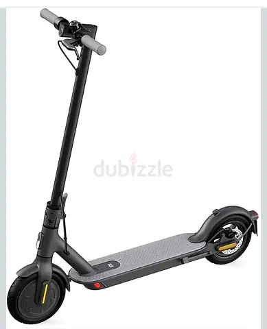 Electric Scooter - Foldable Commuter e-Scooter (Excellwnt Condition)