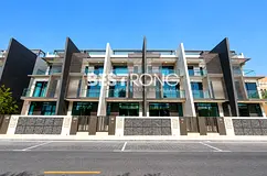 Brand New | Ready to Move | 4 BR + Maid+ Roof | Private Lift Access