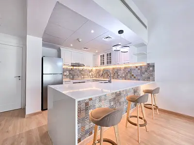 Upgraded | Furnished | Flexible Cheques