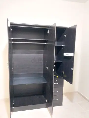 Brand new 3door wardrobe available Made in Thailand