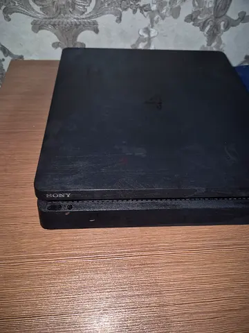 Used Sony PlayStation 4 Slim Console - Black